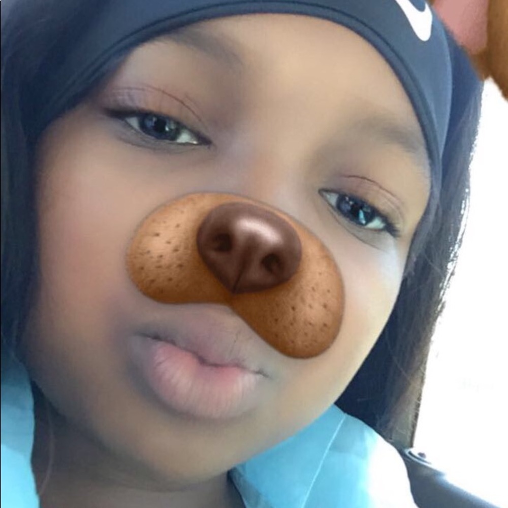 Meet your Posher, Nyla